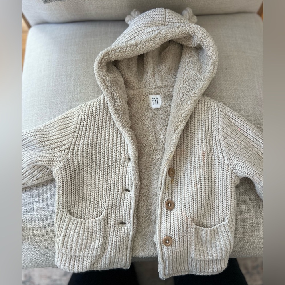 Gap Kids Baby Girl Winter/Spring Clothes size 12-18 months.